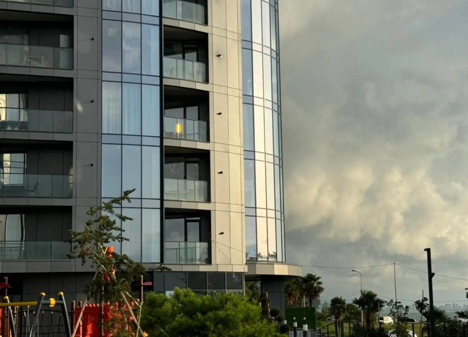 Tropical Garden Apartments Batumi 0*,